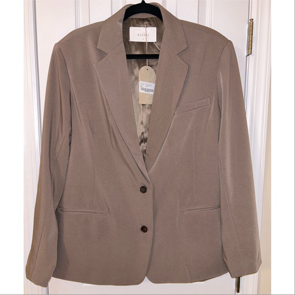 Simone Oversized Blazer in Coco - Picture 13 of 13